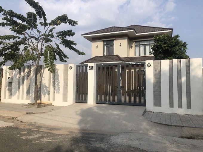 Long description image 1