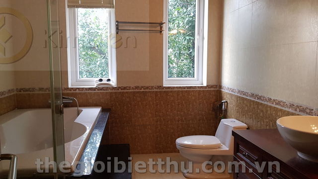 Long description image 1